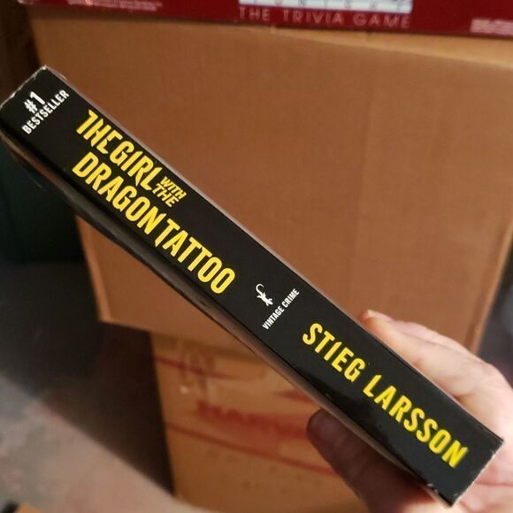 💚3/$20 "The Girl with the Dragon Tatoo" Soft Cover Book - Picture 3 of 4